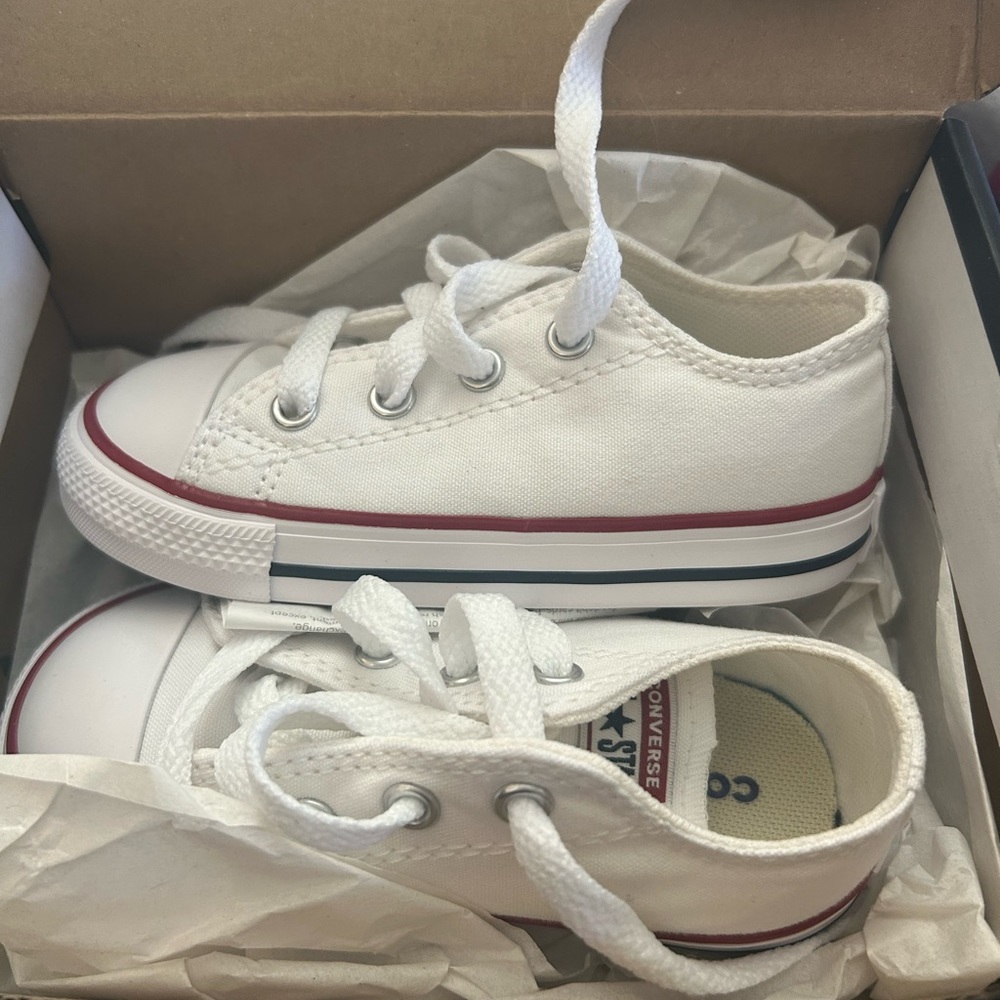 Converse white